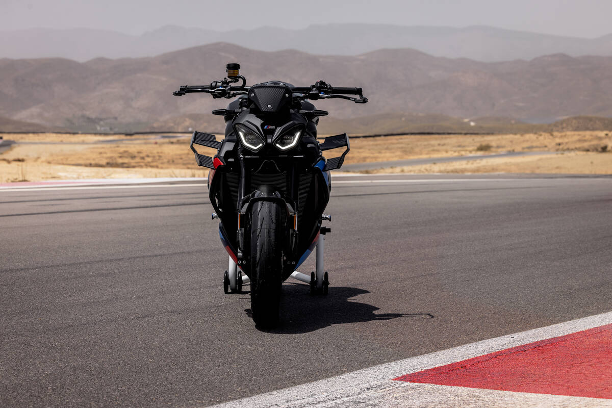 BMW M 1000 R (2026) - Image 8