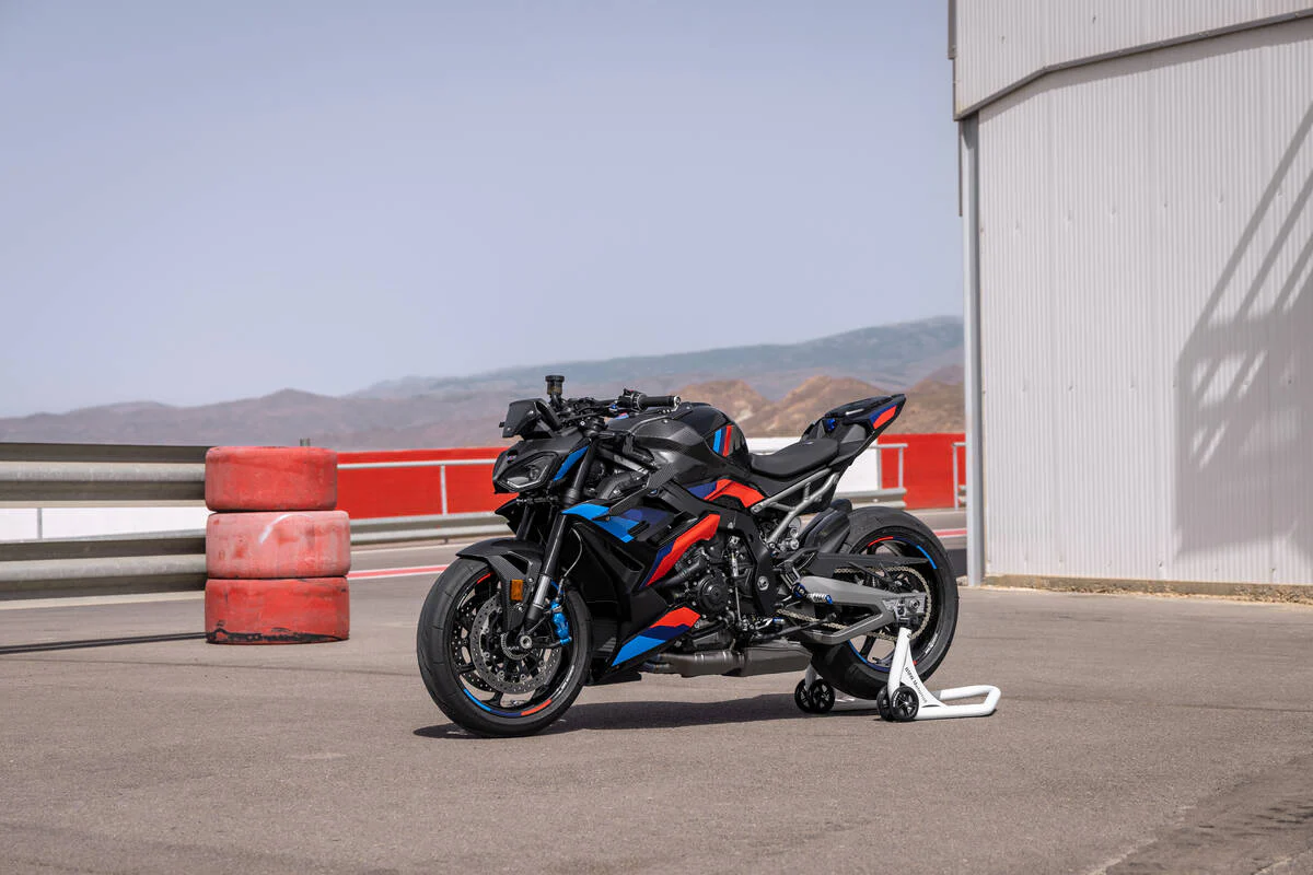 BMW M 1000 R (2026) - Image 9