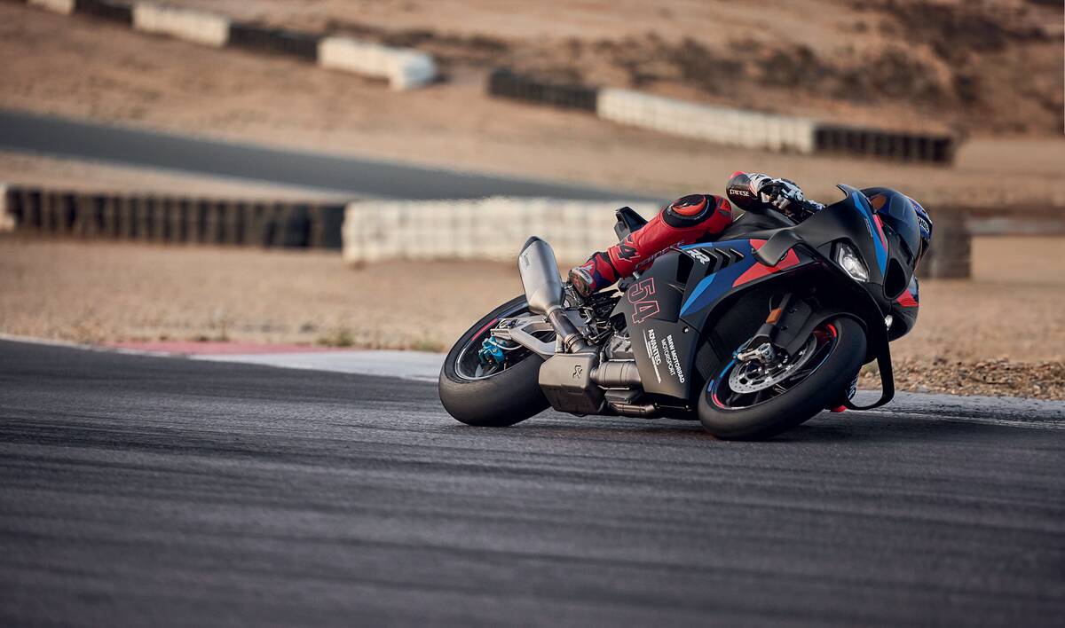 BMW M 1000 RR (2026) - Image 7