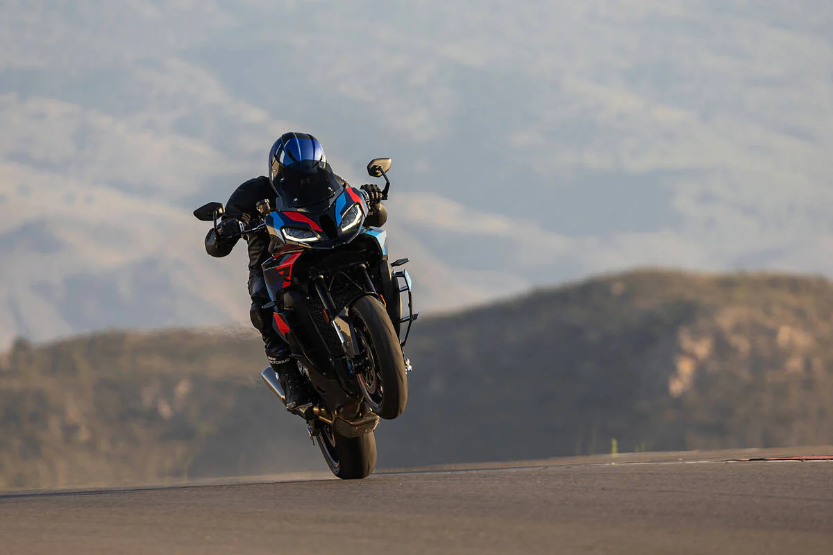 BMW M 1000 XR (2026) - Image 3