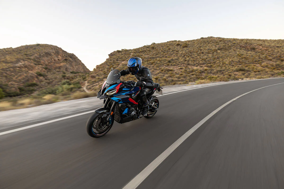 BMW M 1000 XR (2026) - Image 6