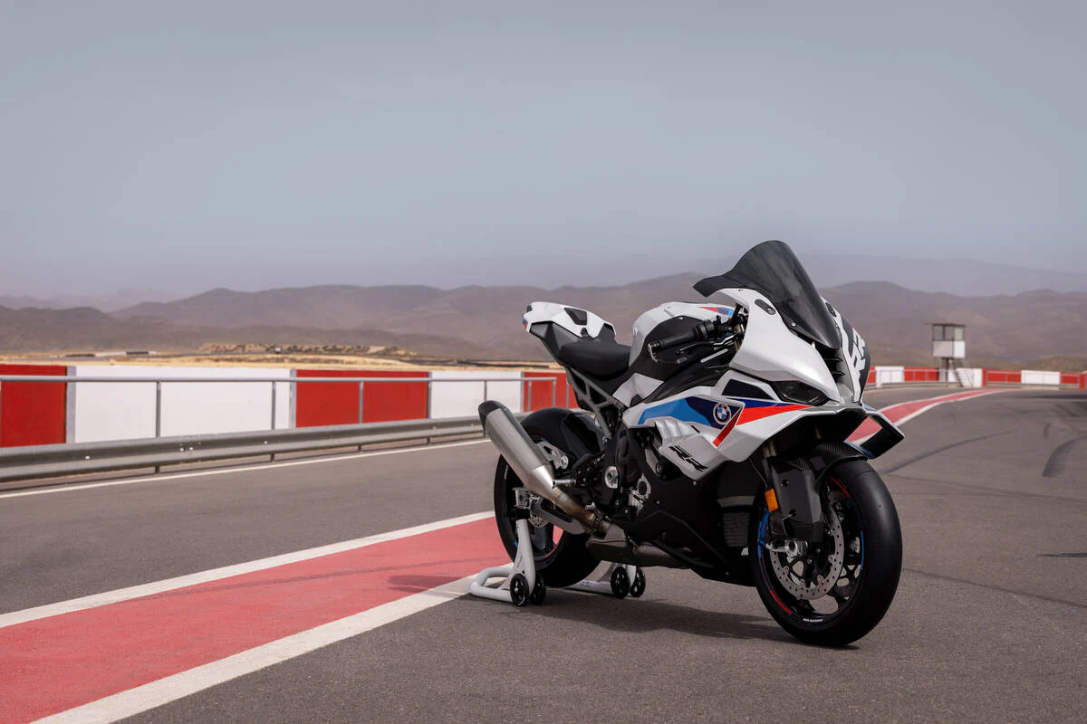 BMW S 1000 RR (2026) - Image 8