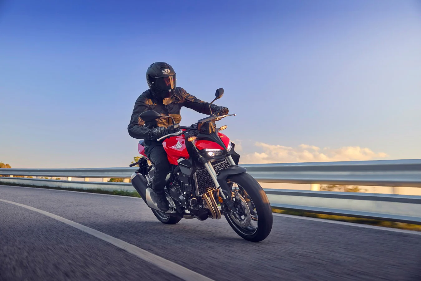 Honda CB1000 Hornet (2026) - Image 11