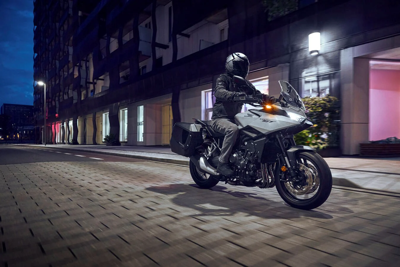 Honda CB1000GT (2026) - Image 7