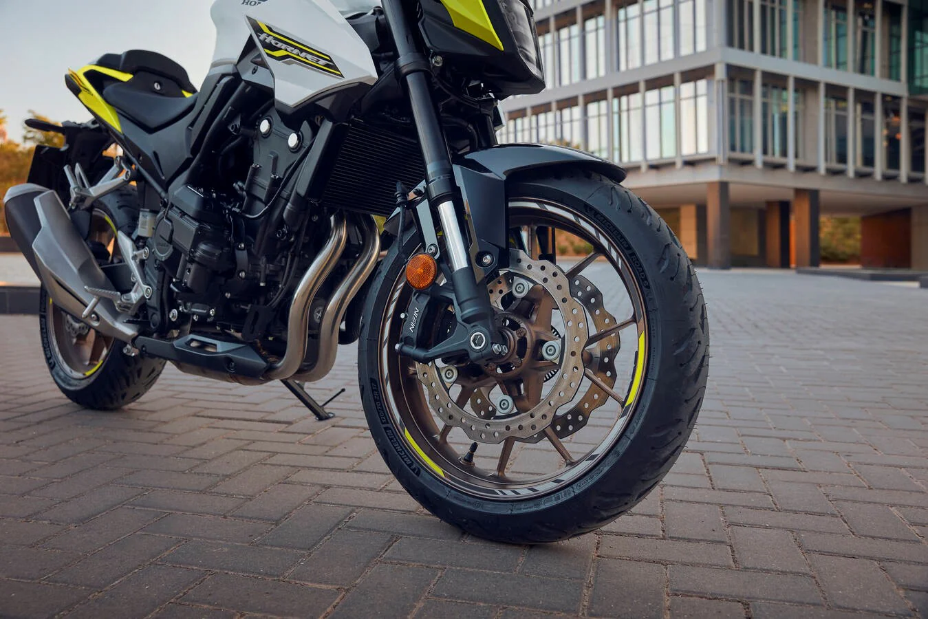 Honda CB500 Hornet (2026) - Image 11