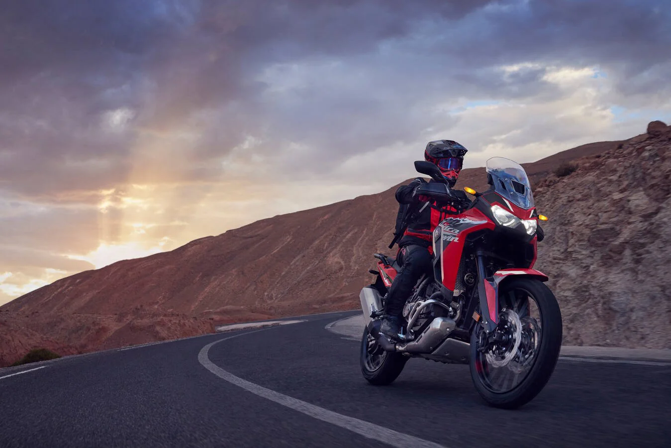 Honda CRF1100L Africa Twin ES DCT (2026) - Image 9