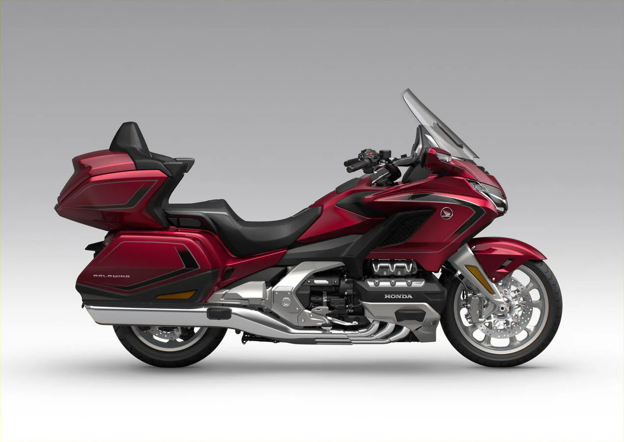 Honda GL1800 Gold Wing DCT Tour (2026) - Image 6