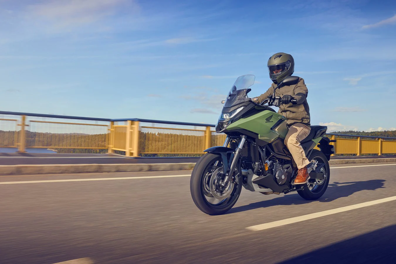 Honda NC750X (2026) - Image 9