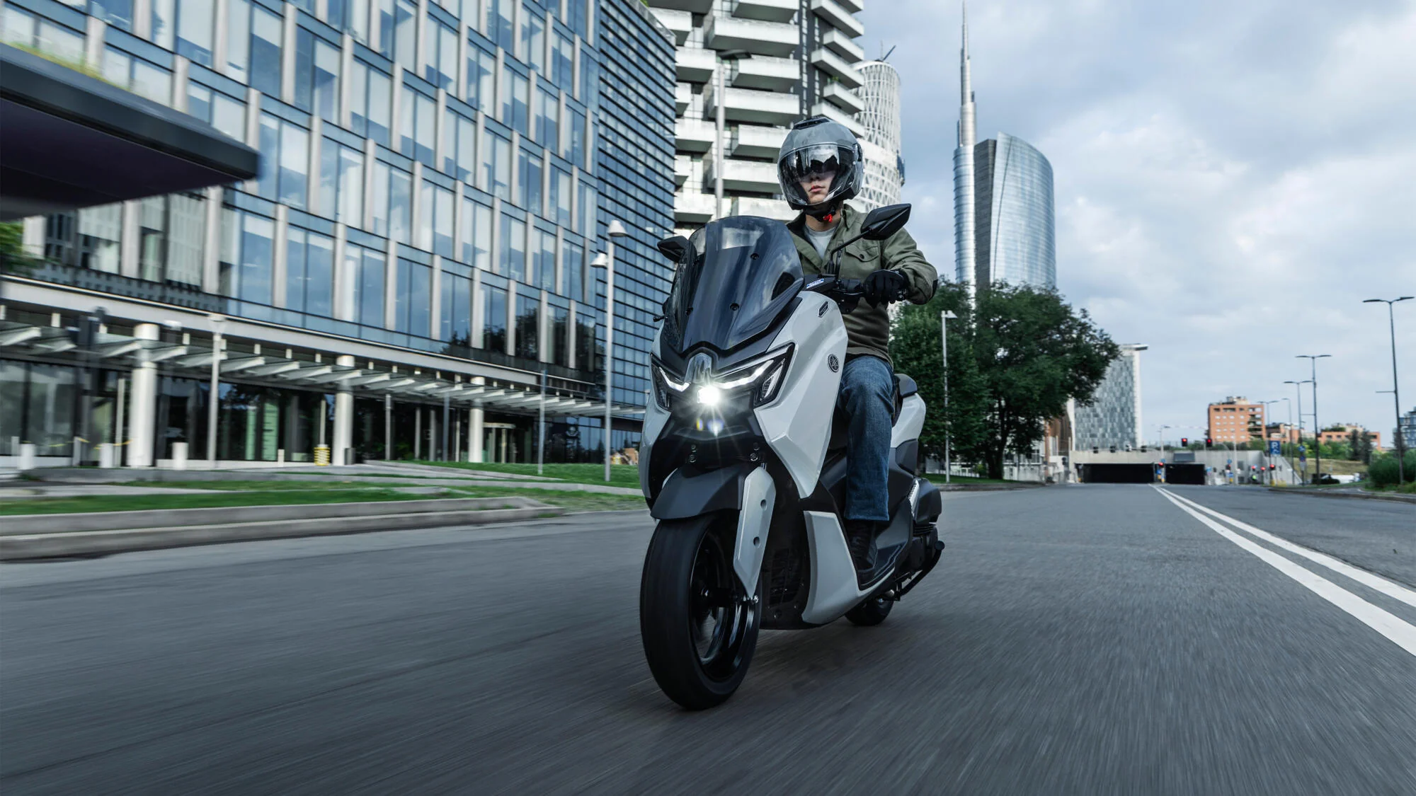 Yamaha NMAX 125 Tech MAX (2026) - Image 7