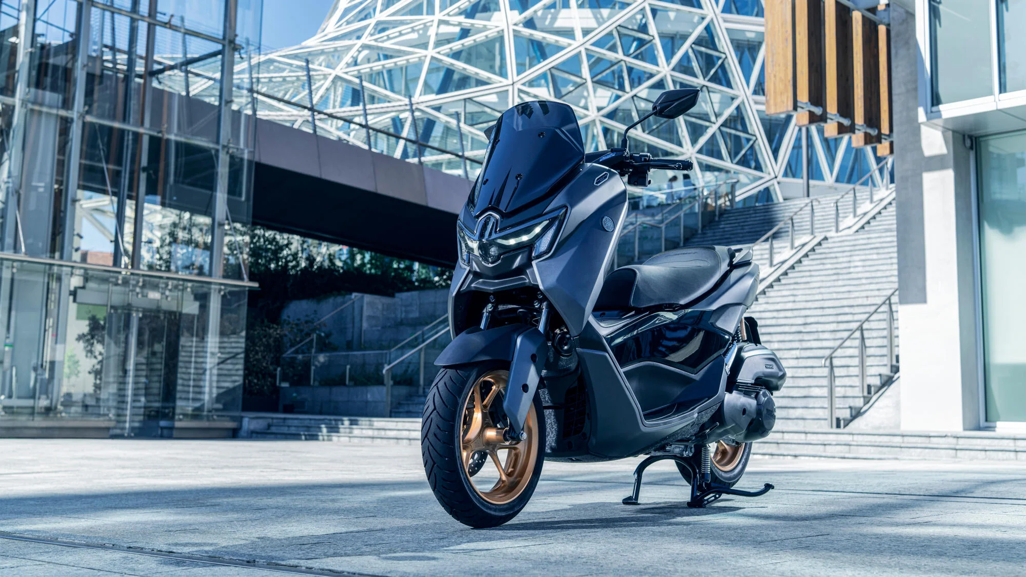 Yamaha NMAX 155 Tech MAX (2026) - Image 3