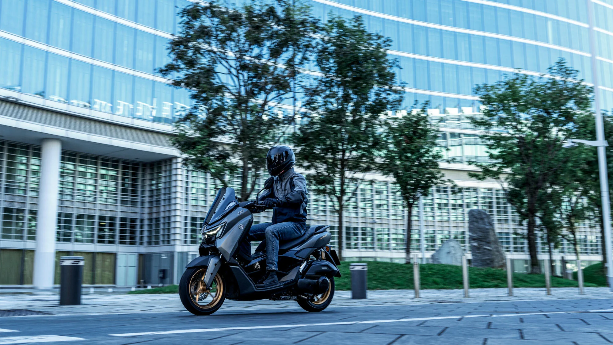 Yamaha NMAX 155 Tech MAX (2026) - Image 4