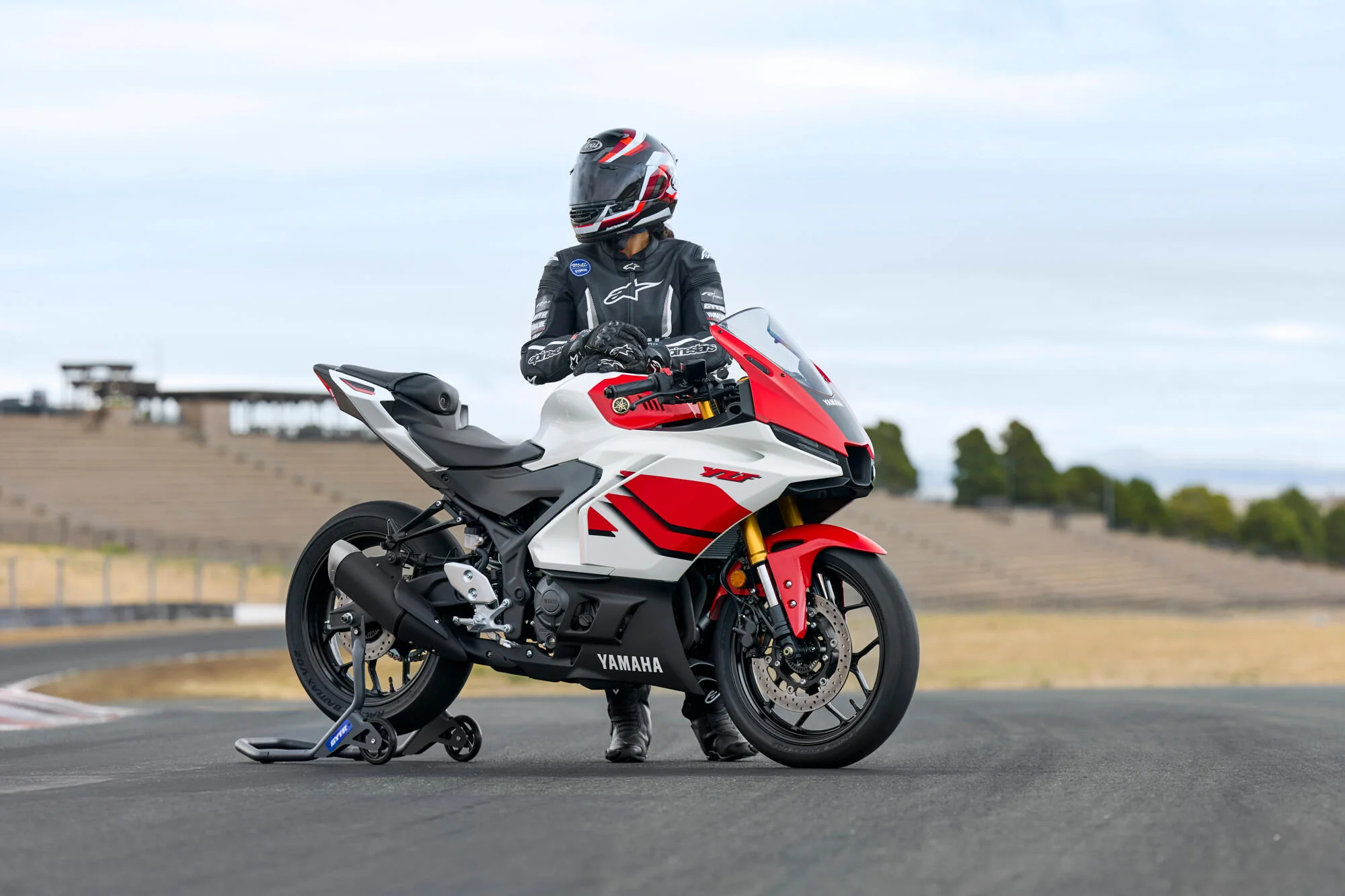Yamaha R3 (2026) - Image 14