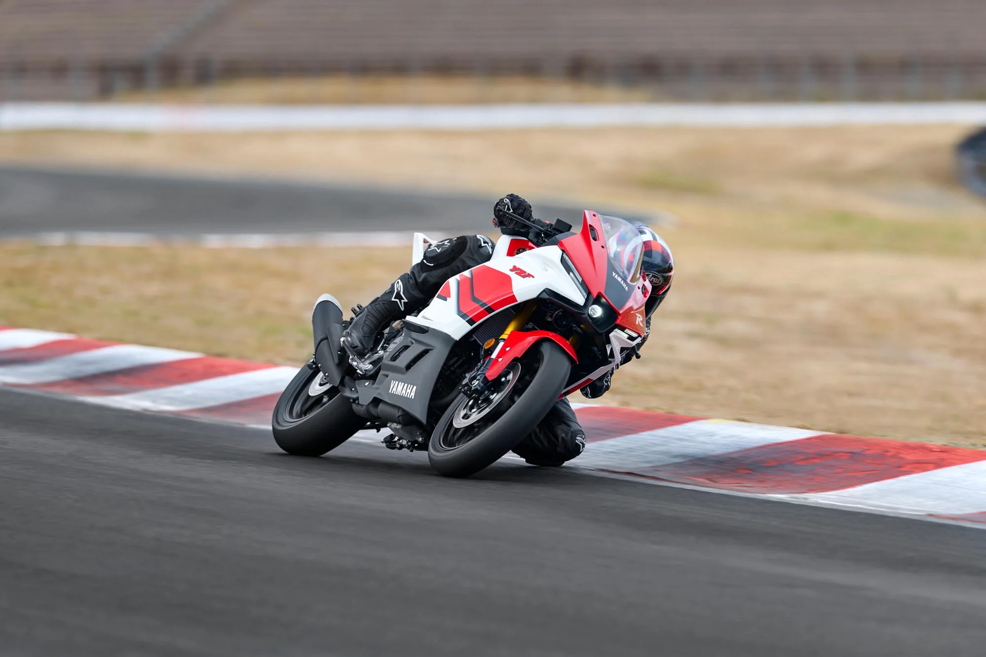 Yamaha R3 (2026) - Image 17