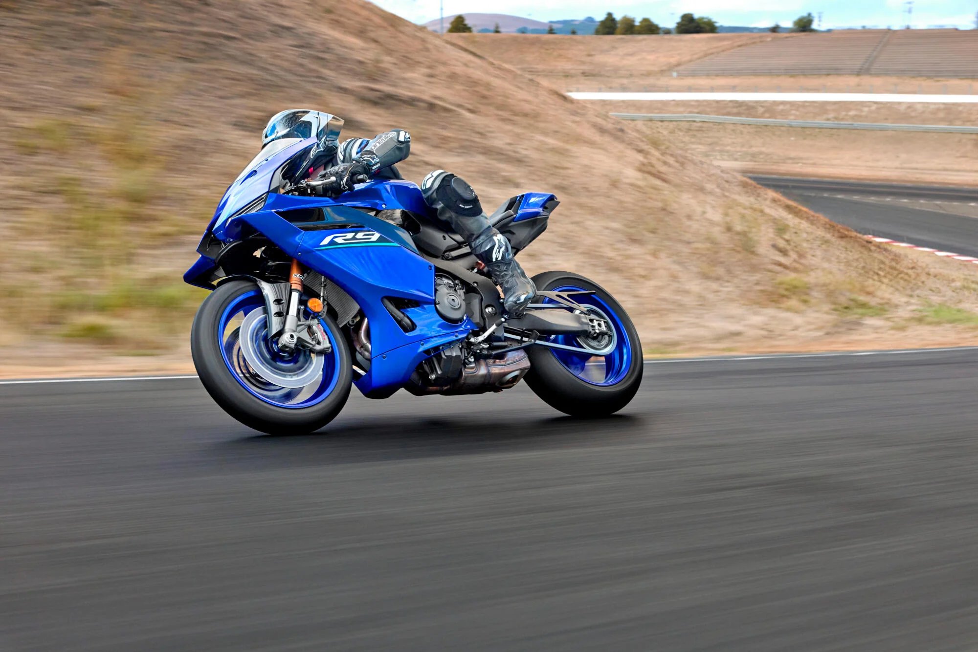 Yamaha R9 (2026) - Image 5