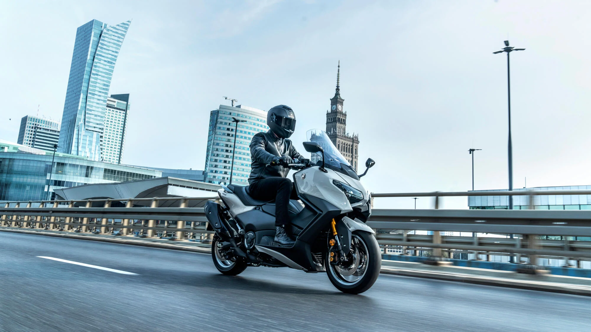 Yamaha T-MAX Tech MAX (2026) - Image 6