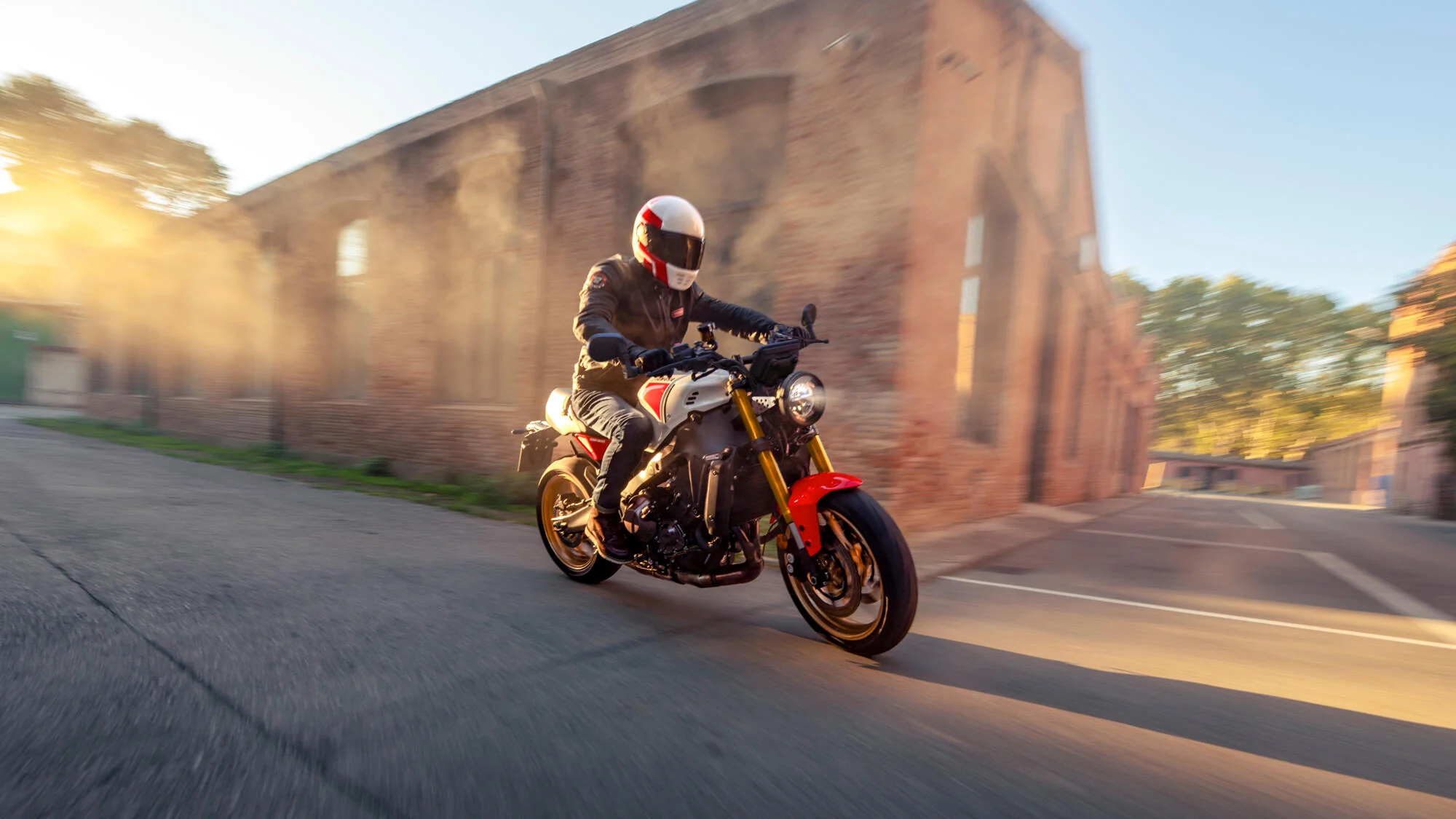 Yamaha XSR900 (2026) - Image 6